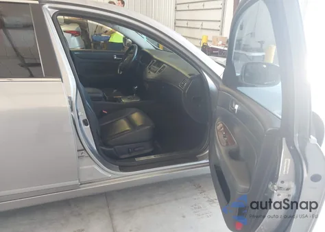 2009 Hyundai Genesis 3.8L from USA, damaged, VIN KMHGC46EX9U046565